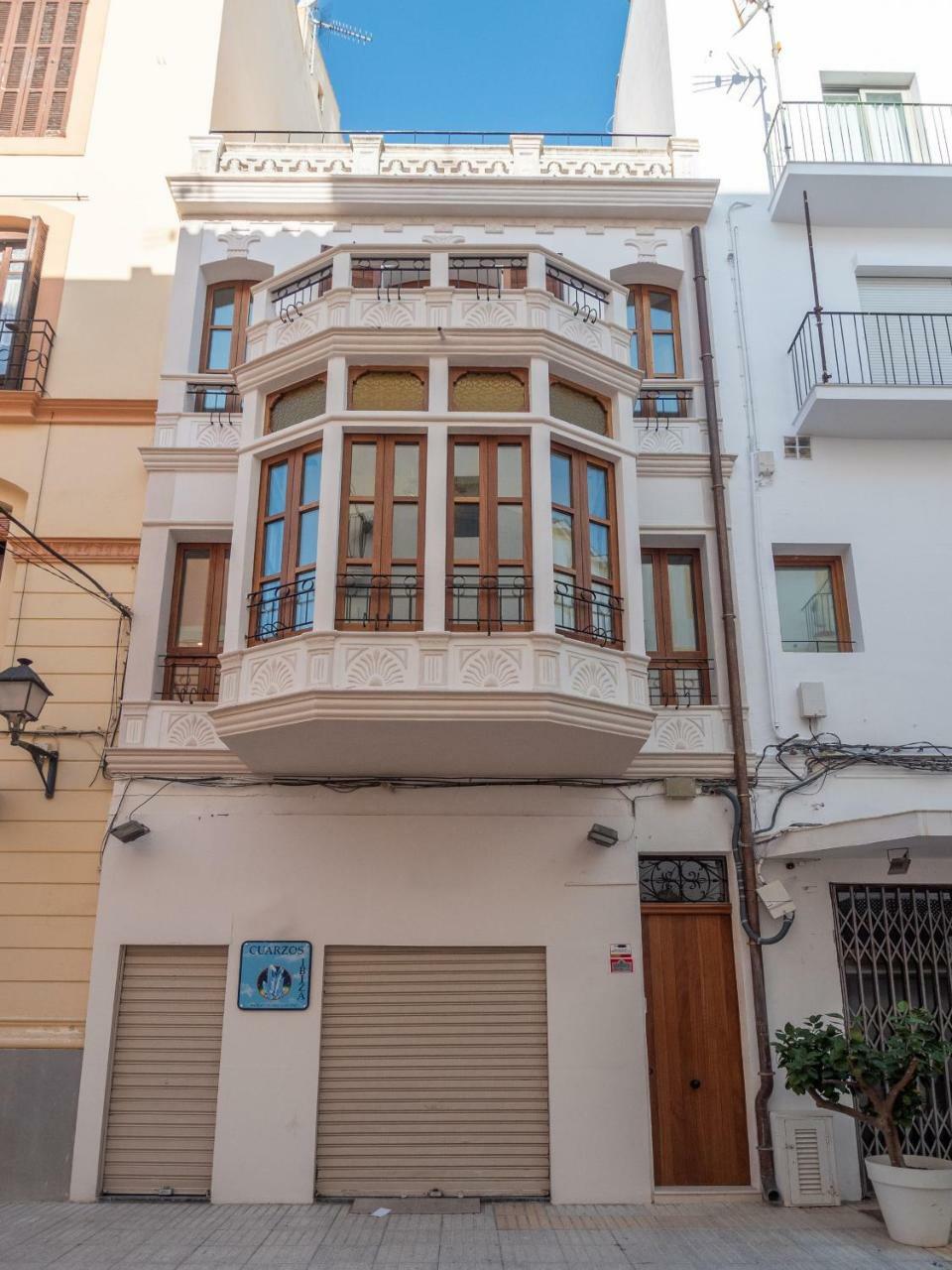 Es Palauet Brandnew One Suite Apartment In Ibiza Center المظهر الخارجي الصورة