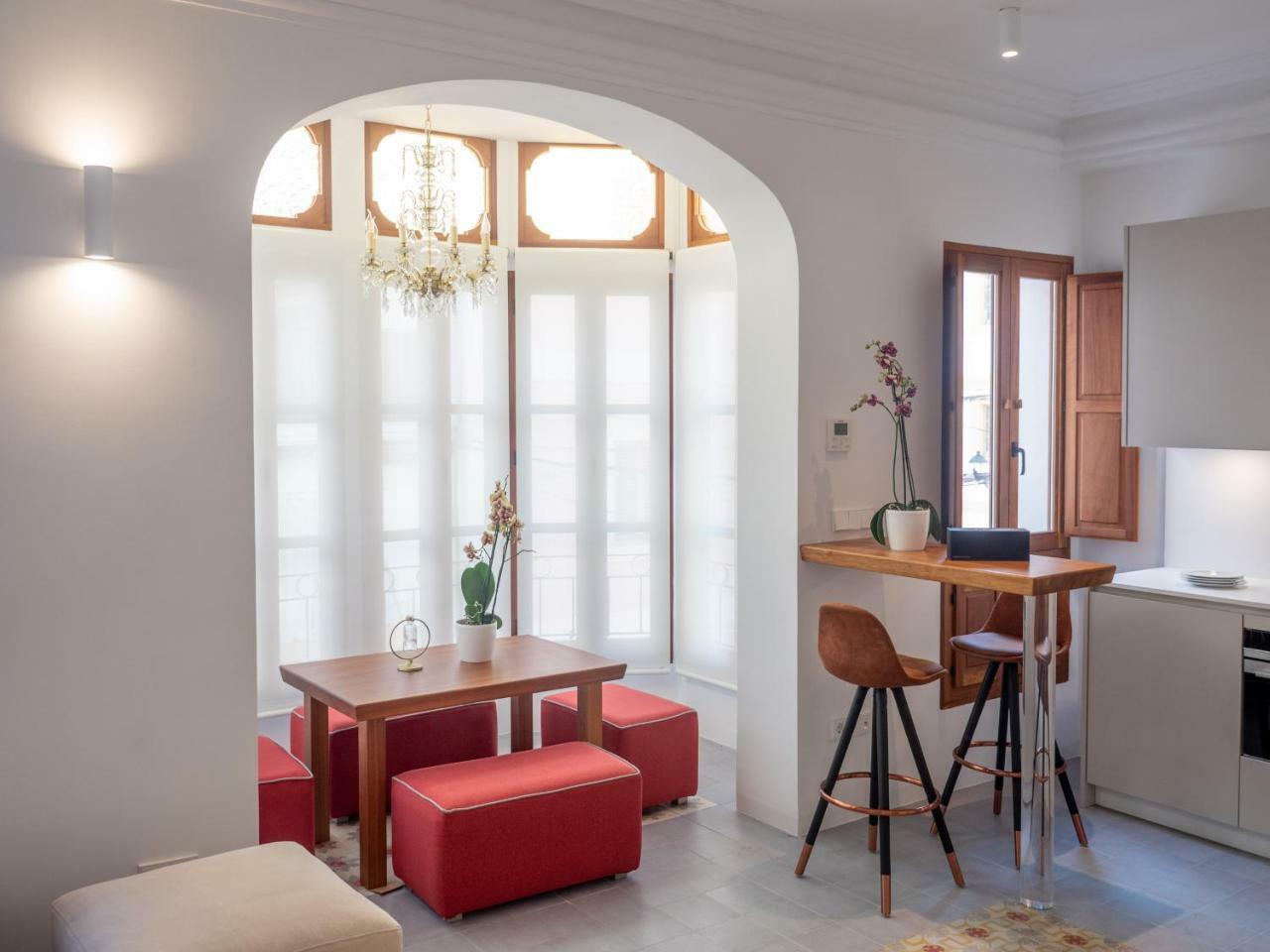 Es Palauet Brandnew One Suite Apartment In Ibiza Center المظهر الخارجي الصورة